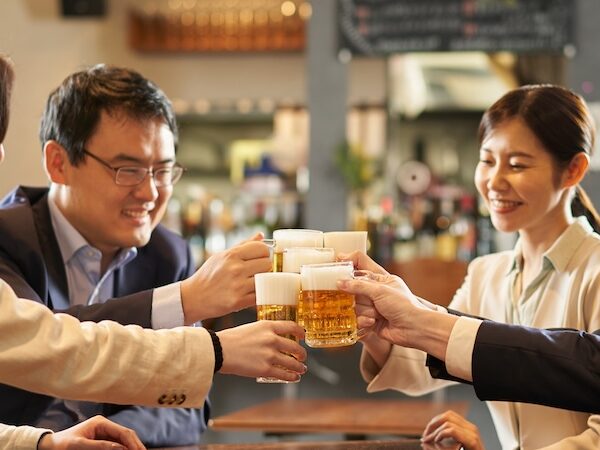 コピペOK！忘年会の案内文をメール・チャット別で紹介